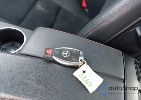 2014 Mercedes-Benz C 300 Luxury 4Matic/Sport 4Matic из США, поврежденный, VIN WDDGF8ABXEG205017